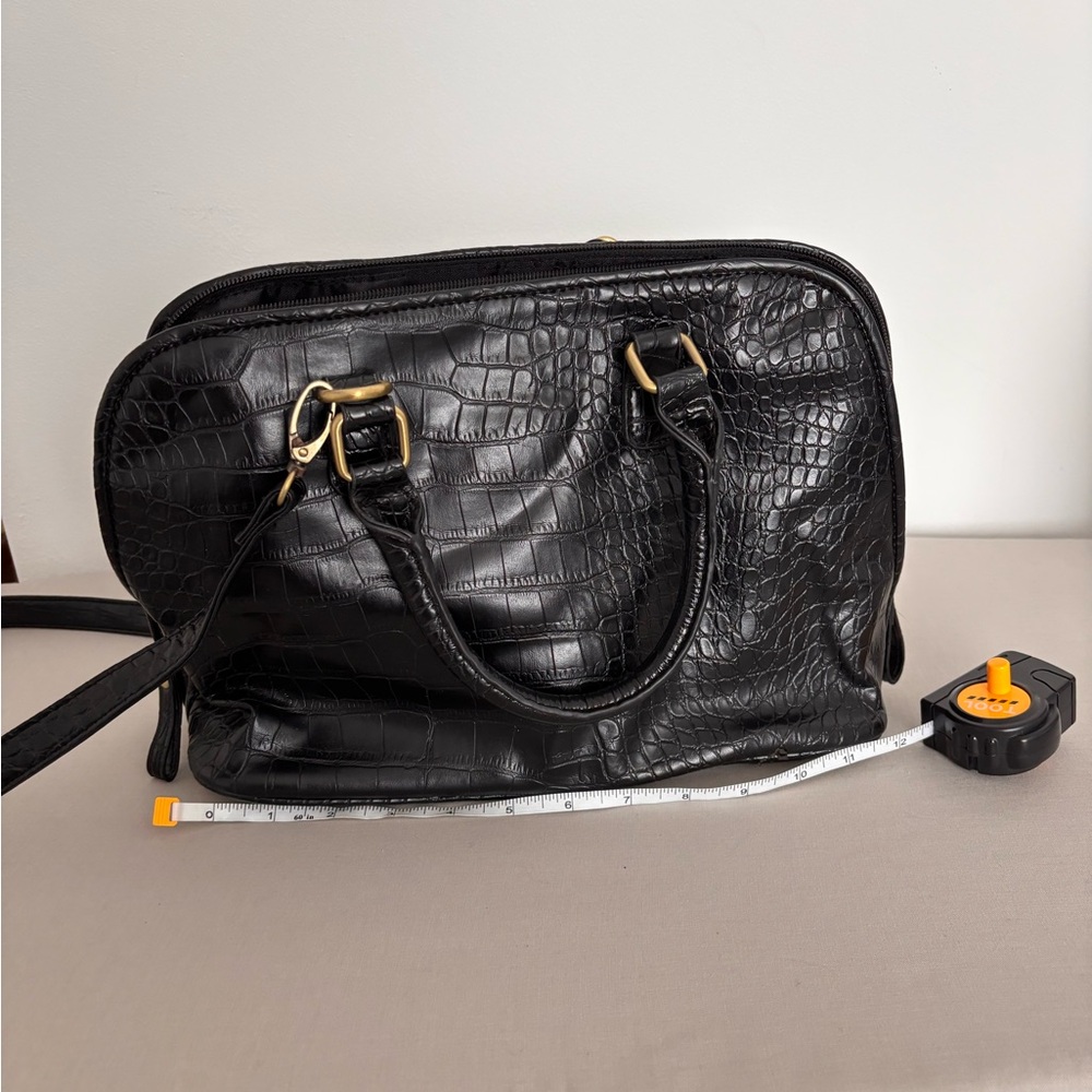 Bueno Black Crocodile-Embossed Shoulder Bag